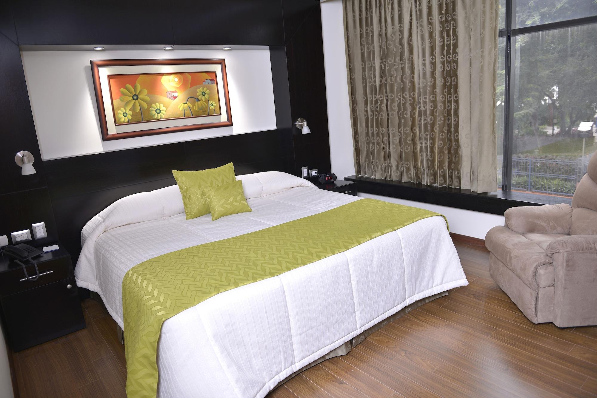 Hotel Ramada Гуаякиль Экстерьер фото