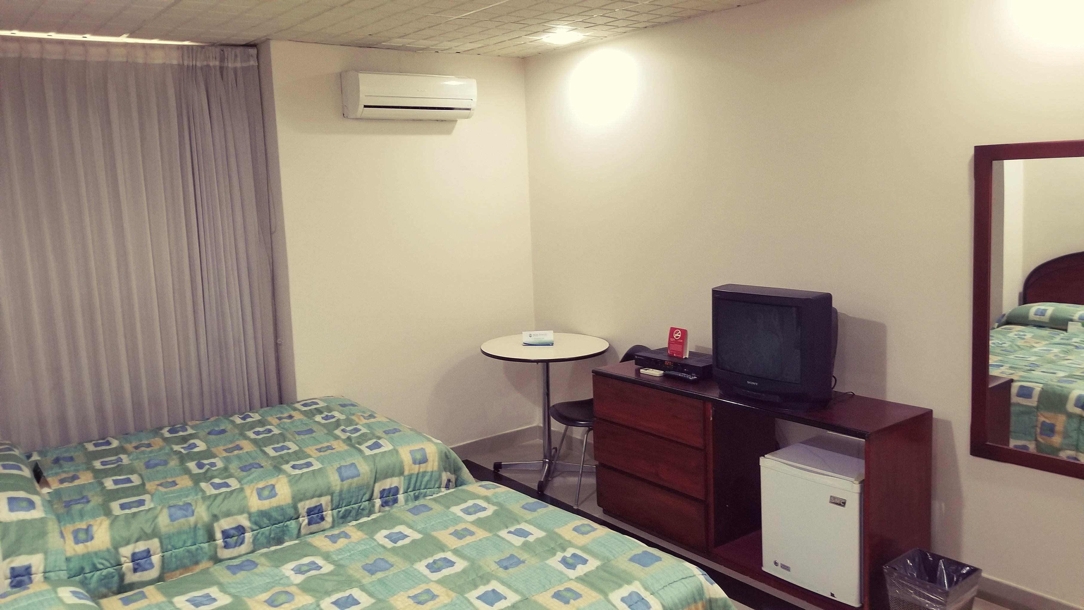 Hotel Ramada Гуаякиль Экстерьер фото